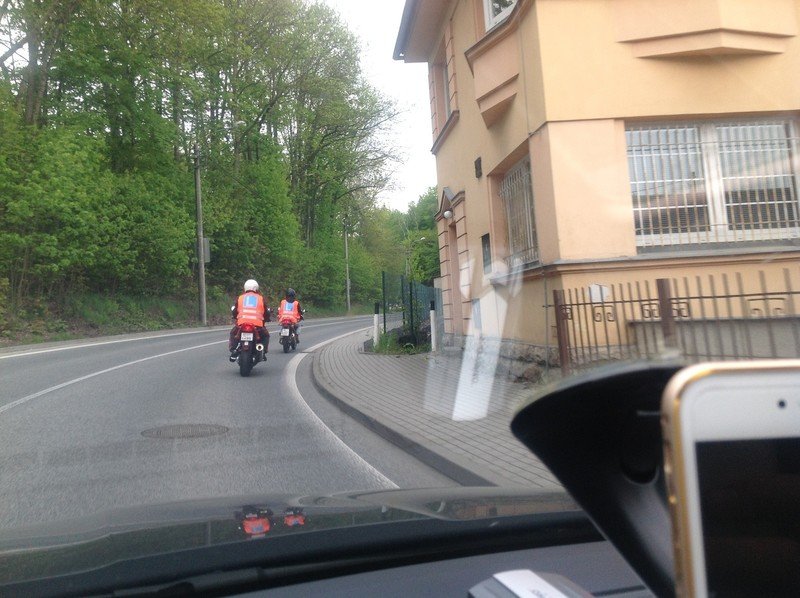 Zkouška z jízdy na motocyklu - zatáčka